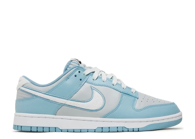 Nike Dunk Low 'Fleece Swoosh - Light Blue' 1 Nike Dunk Low 'Fleece Swoosh - Light Blue'