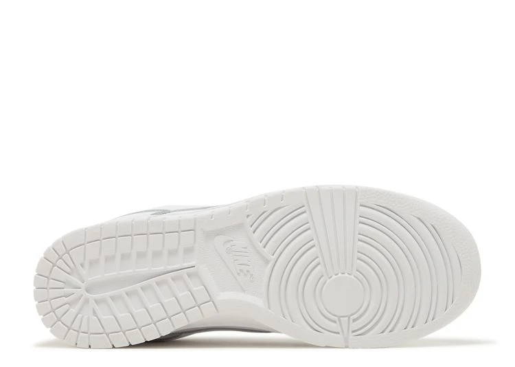 Nike Wmns Dunk Low 'Triple White' 4 Nike Wmns Dunk Low 'Triple White' - Image 4